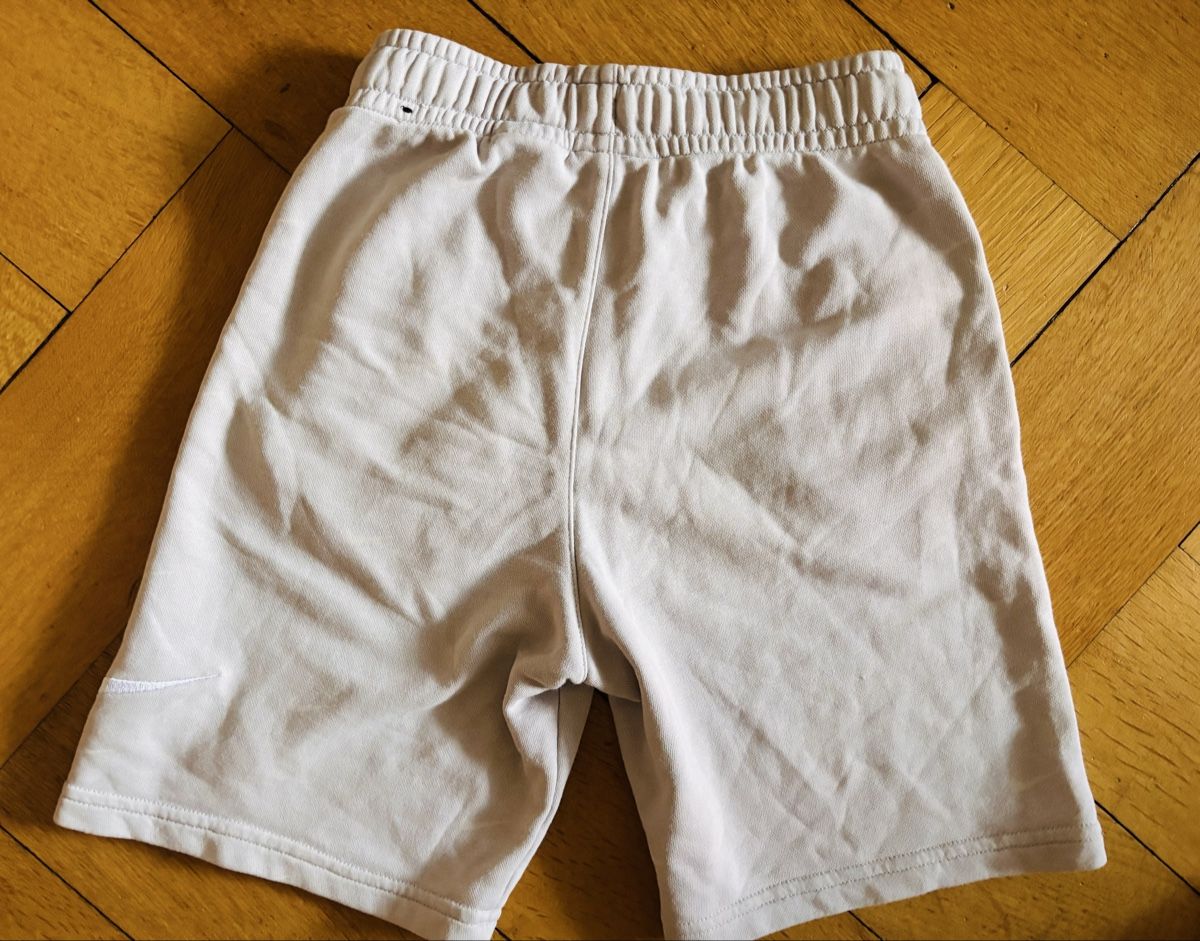 Nike Lotti & Set di vestiti: Sportkleider, 146 – Usato da Zürich venduto da gucks 6