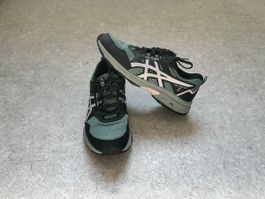 Asics Gel-Venture 8 Laufschuhe schwarz grün