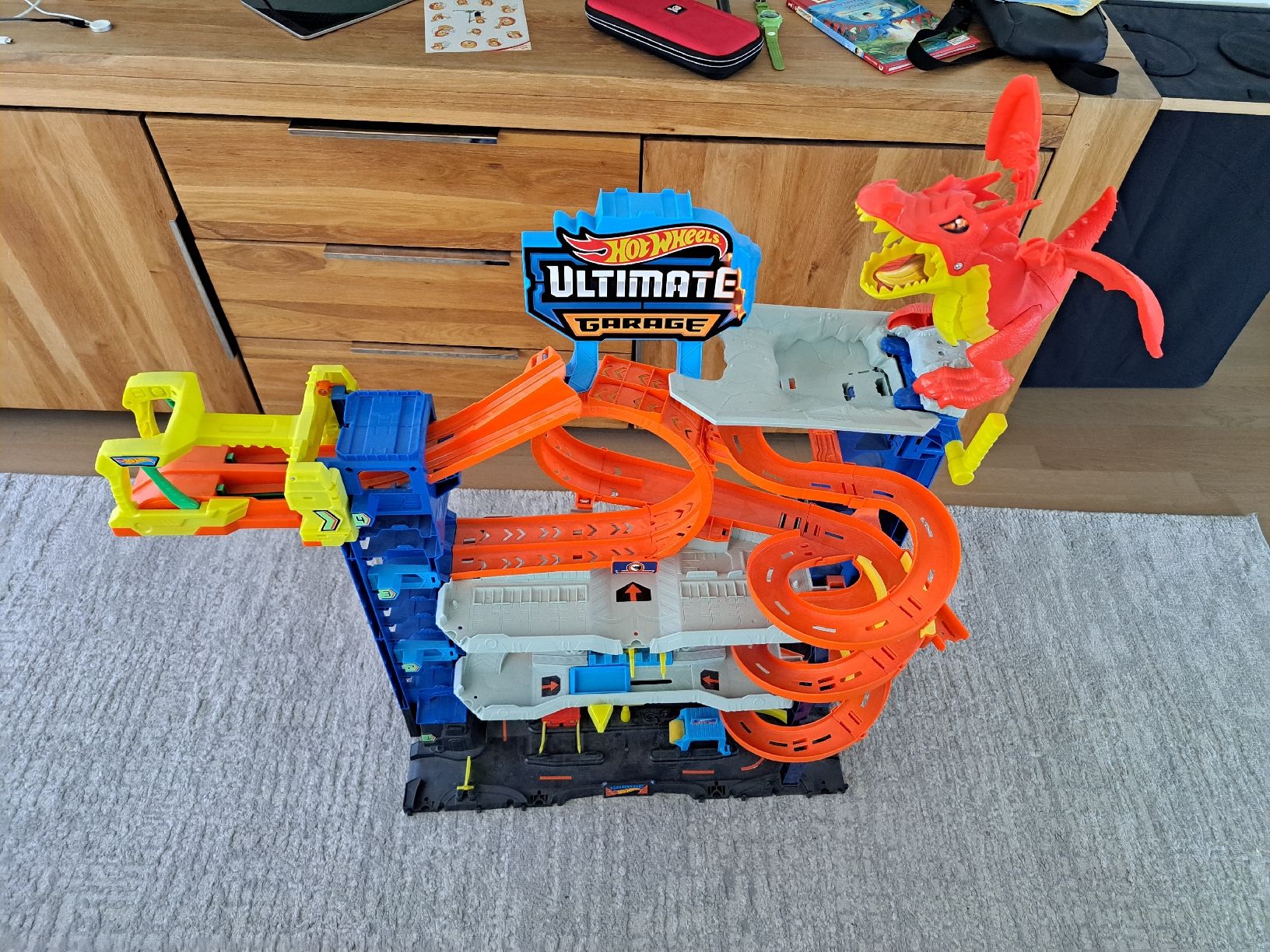 Hot Wheels Rennbahnen: Hot Wheels Ultimate Garage Drachen  – Gebraucht aus Zürich von LUXUS2020 1