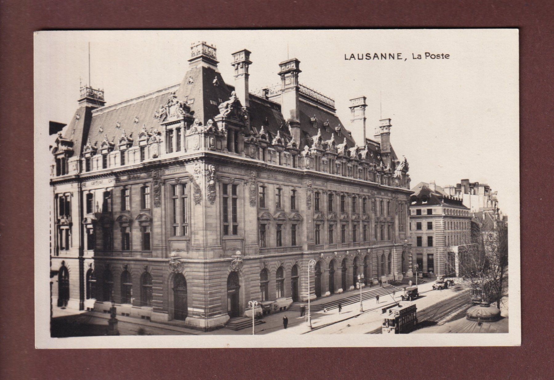 Cartoline postali: LAUSANNE - La Poste - Tram – Usato da Pully venduto da nicecards