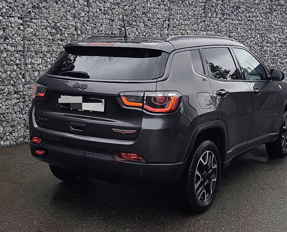 Automobili: Jeep Compass Trailhawk 2.0 TD 4x4 - Full équipé  – Usato da Lieffrens venduto da Remyvd 4