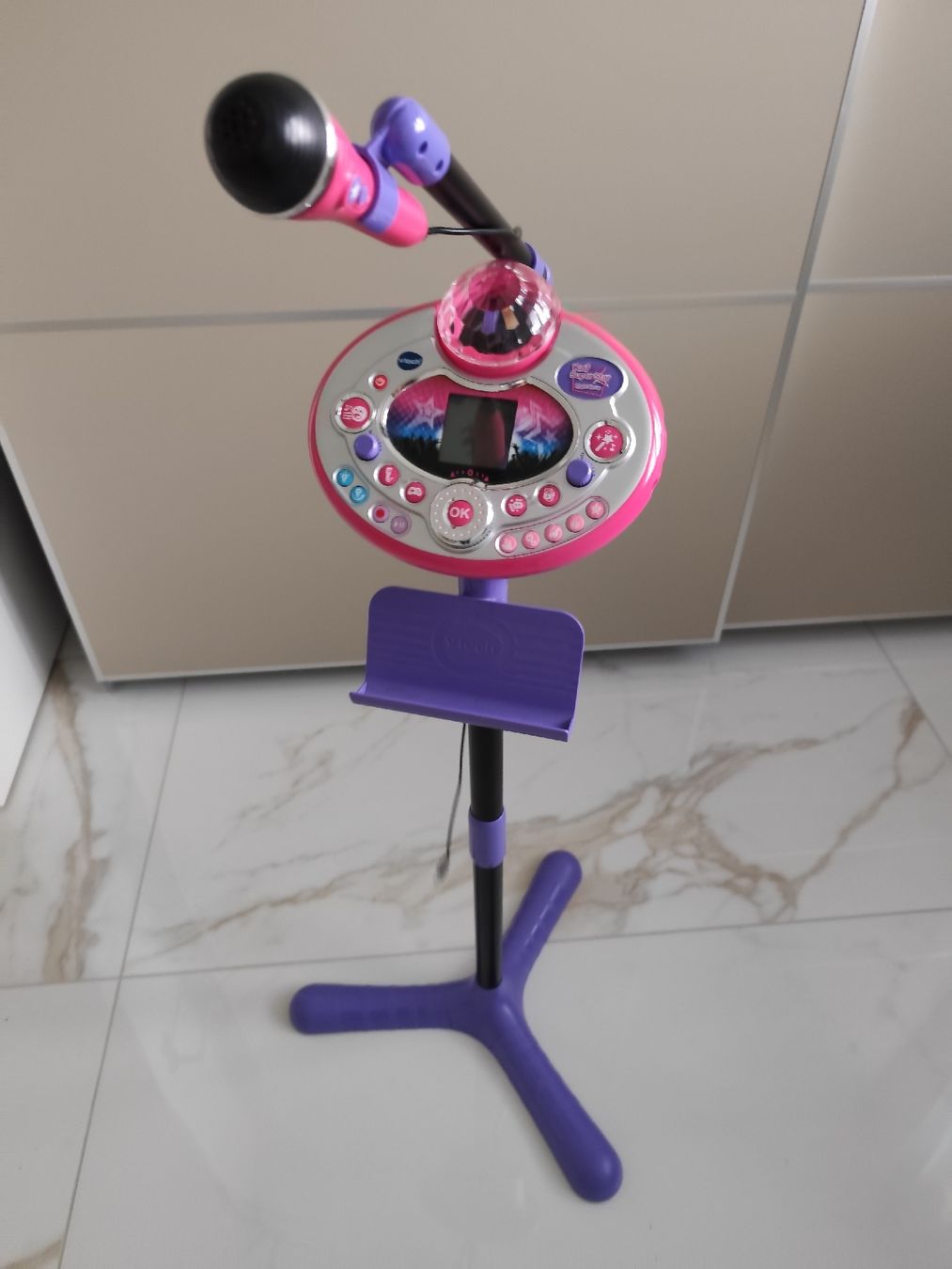 Mikrofone: Karaoke Mikrofon mit Ständer - Kinder – Gebraucht aus Bettlach von ChouChou26