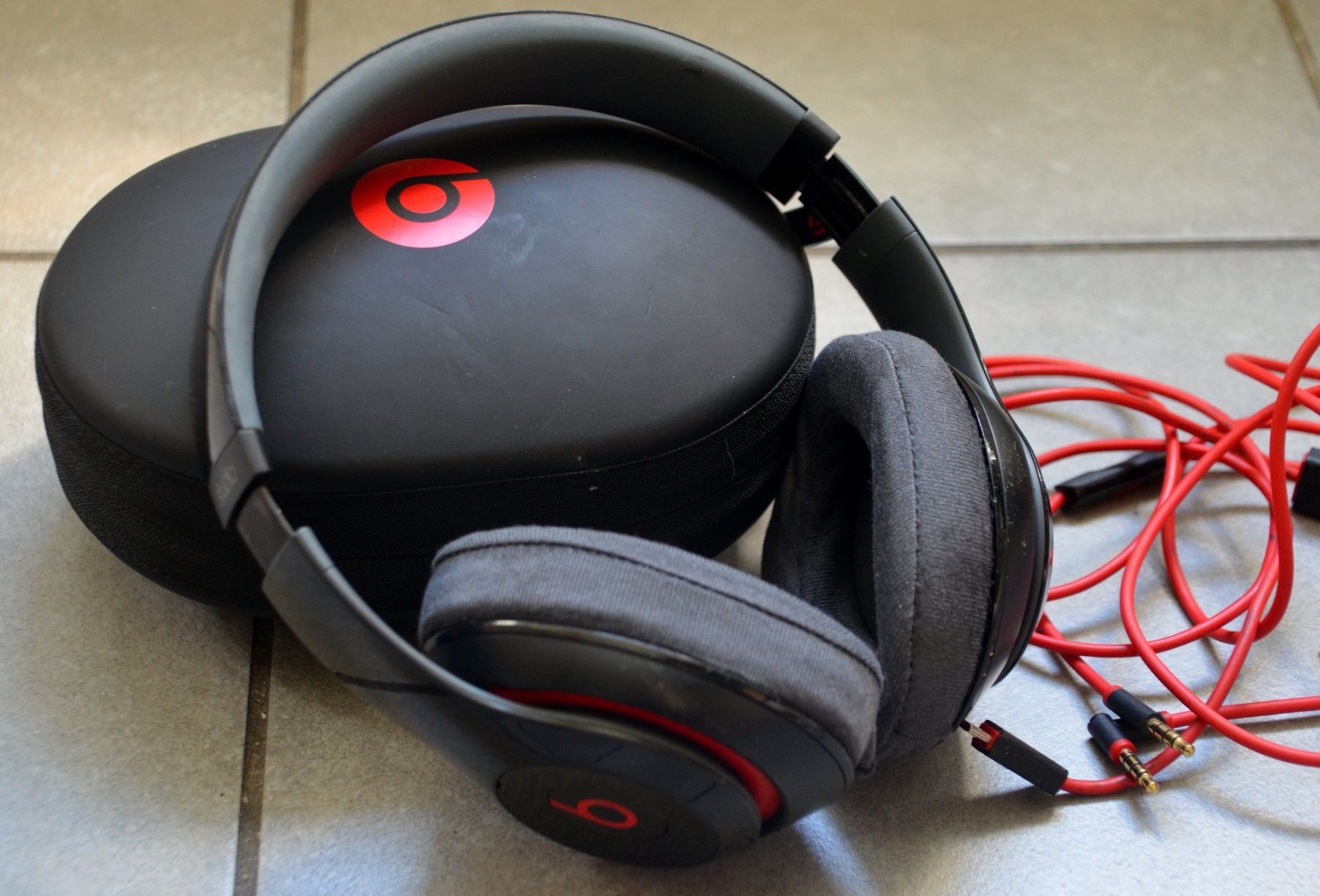 Beats Cuffie: Kopfhörer Beats by Dr.Dre Casque audio – Usato da Collonges venduto da arashee