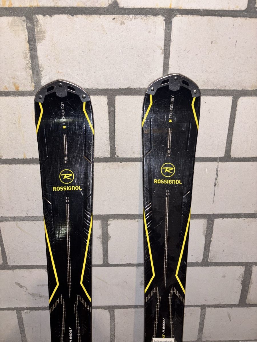 Rossignol Skis: Rossignol Ski – D'occasion à Engelberg par Orangensigma247 1