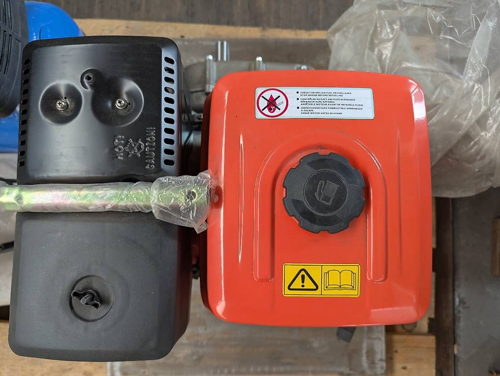 Motori: Benzinmotor - AK270 – Usato da Hefenhofen venduto da LieberherrAG 2