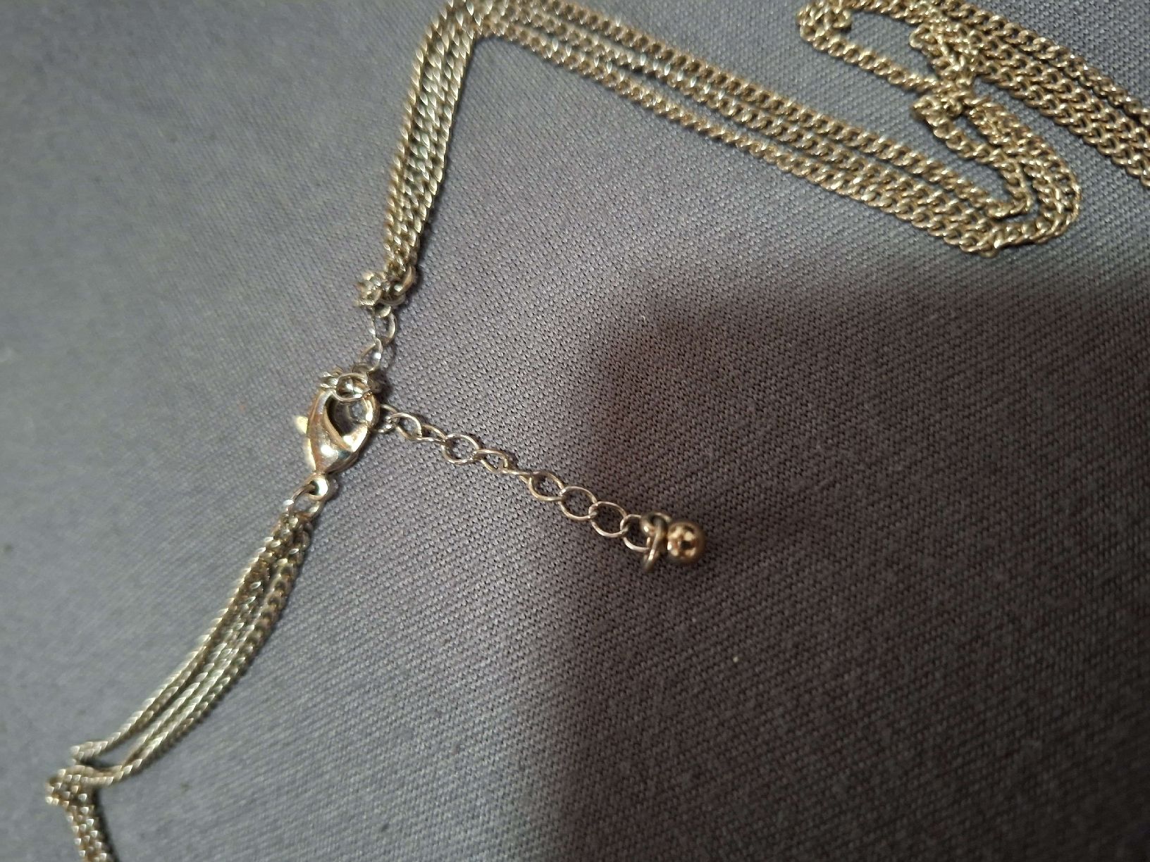 Ketten: Collier multi-rangs doré avec motifs – Gebraucht aus Tannay von v1n1p00h 1
