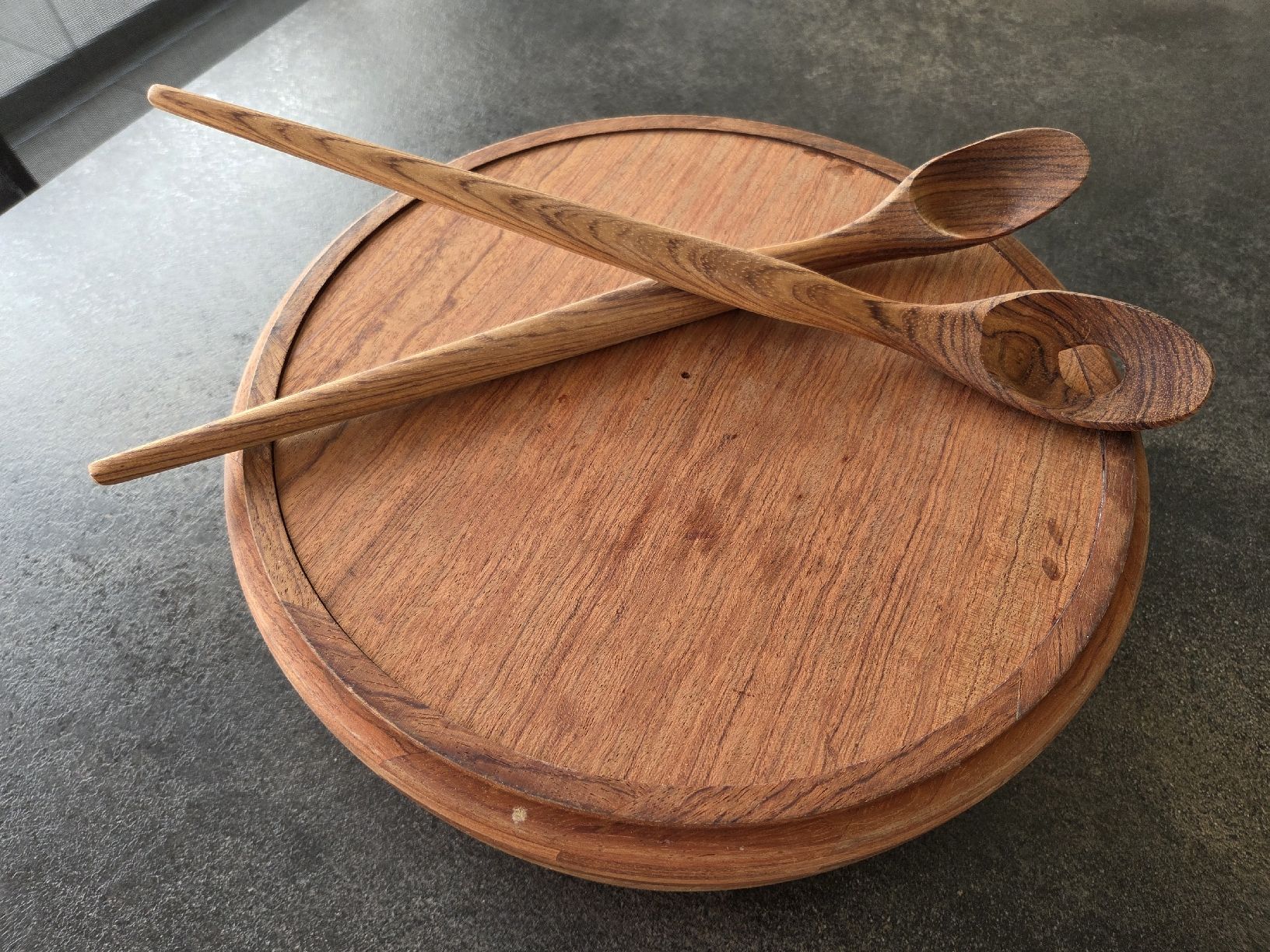 Schalen: Grosse Holzschüssel, Salatschale – Gebraucht aus Klingnau von Groofty69 4