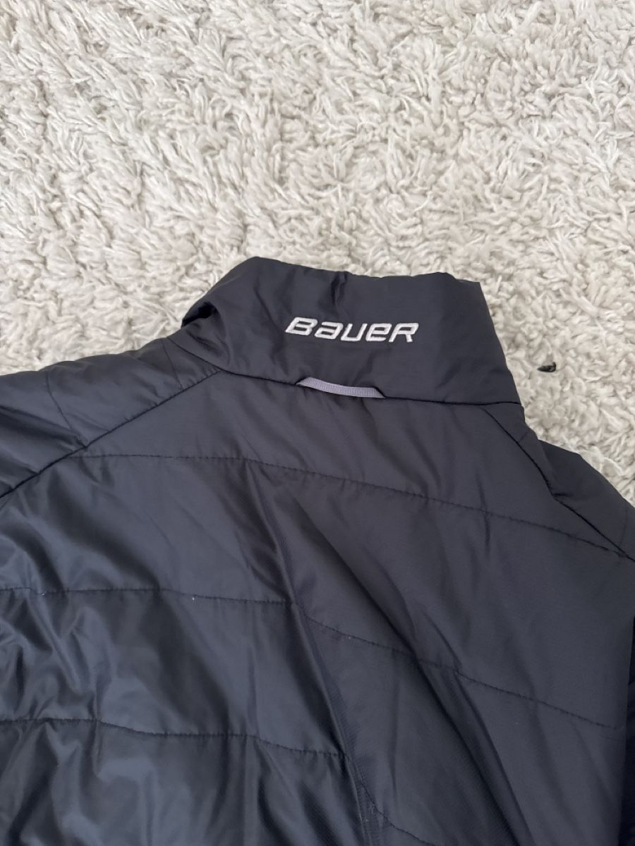 Bauer Vestes: Bauer Daunenjacke Grösse L – D'occasion à Galgenen par Sotili 3