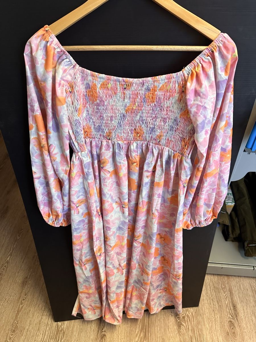 Vestiti: Kleid Blumenmuster Grösse L neu – Nuovo e nell'imballaggio originale da Oberurnen venduto da jasmin2fel 3