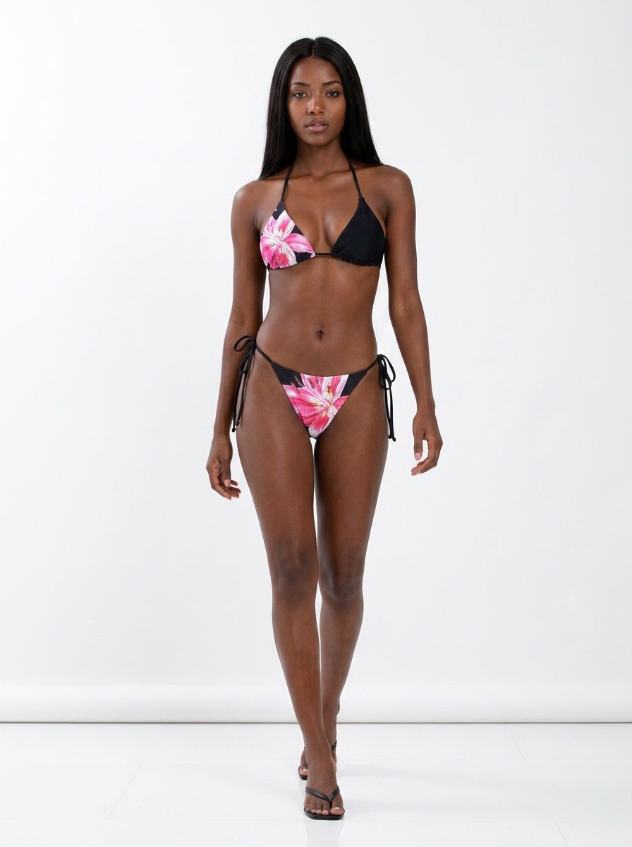 Costumi da bagno & Bikini: Maillot de bain  – Nuovo (secondo la descrizione) da Lausanne venduto da non_ptb6 3