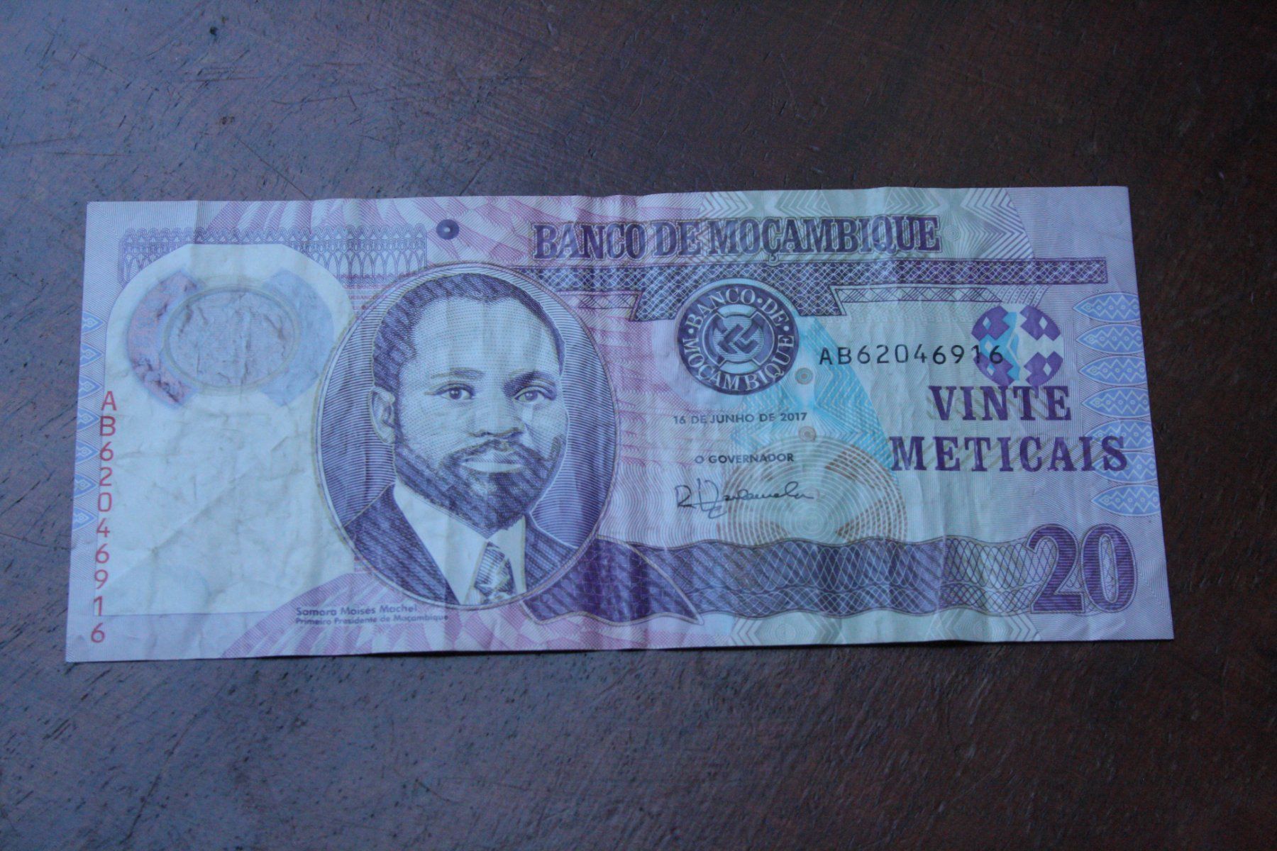 Banconote: Mozambique Polymère – Usato da Cormondrèche venduto da Hermes.monnaies