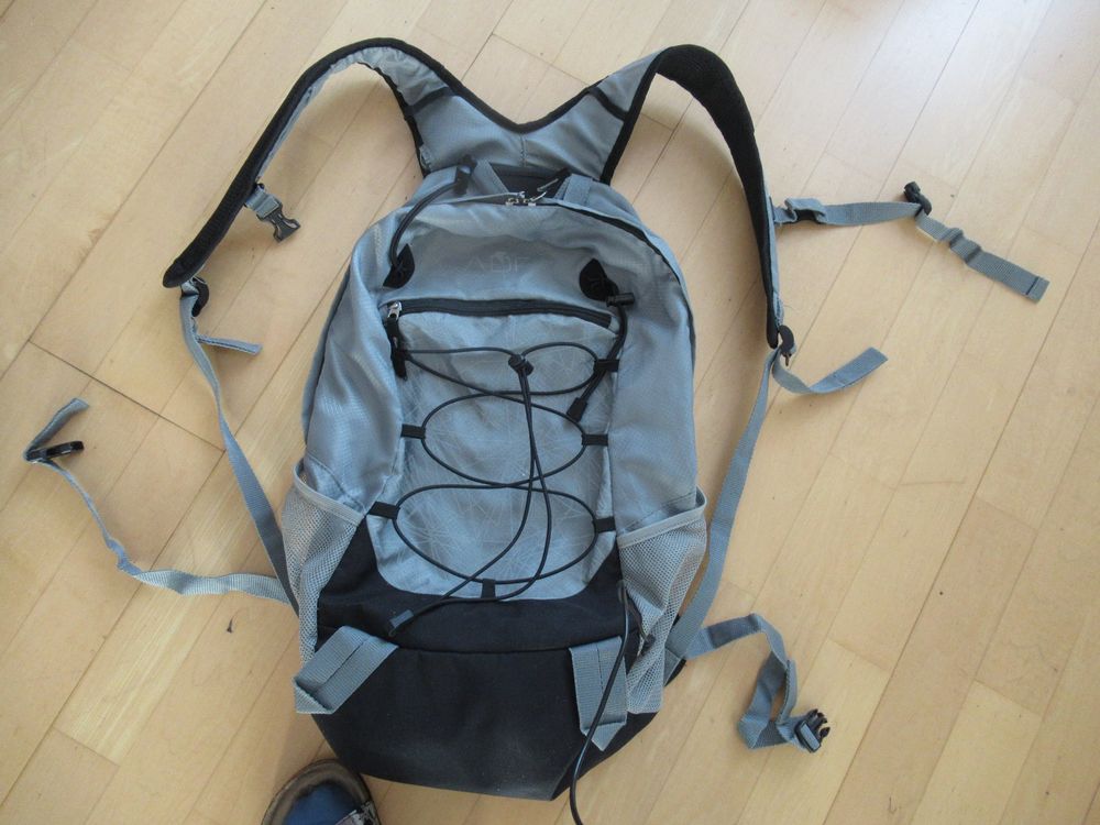 Nebulus RIVER Gym Bag – Stylischer Sportrucksack Für Fitness, Alltag, Reisen (40x30 Cm, Polyester, Kordelzug)