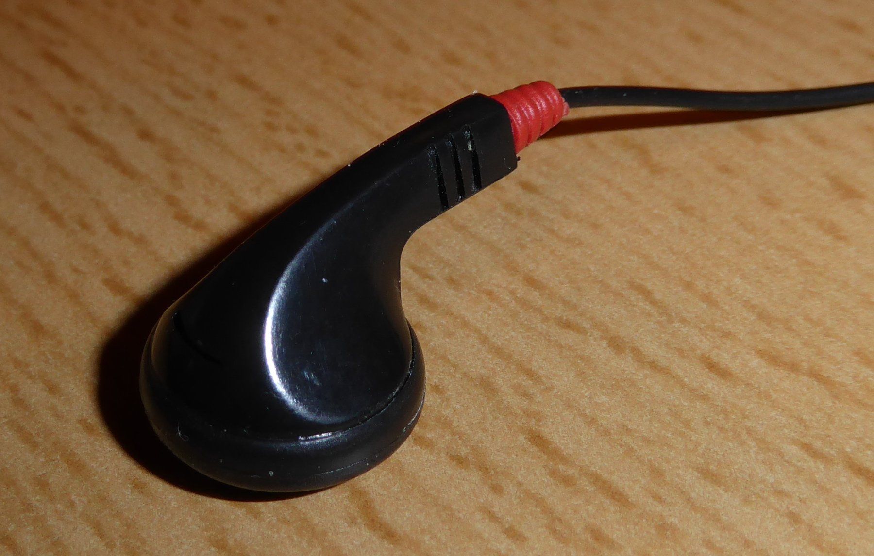 Cuffie: 2 Ohrhörer mir Kabel Länge 95 cm, Klinken Stecker – Nuovo (secondo la descrizione) da Spreitenbach venduto da Turbo_1105 4