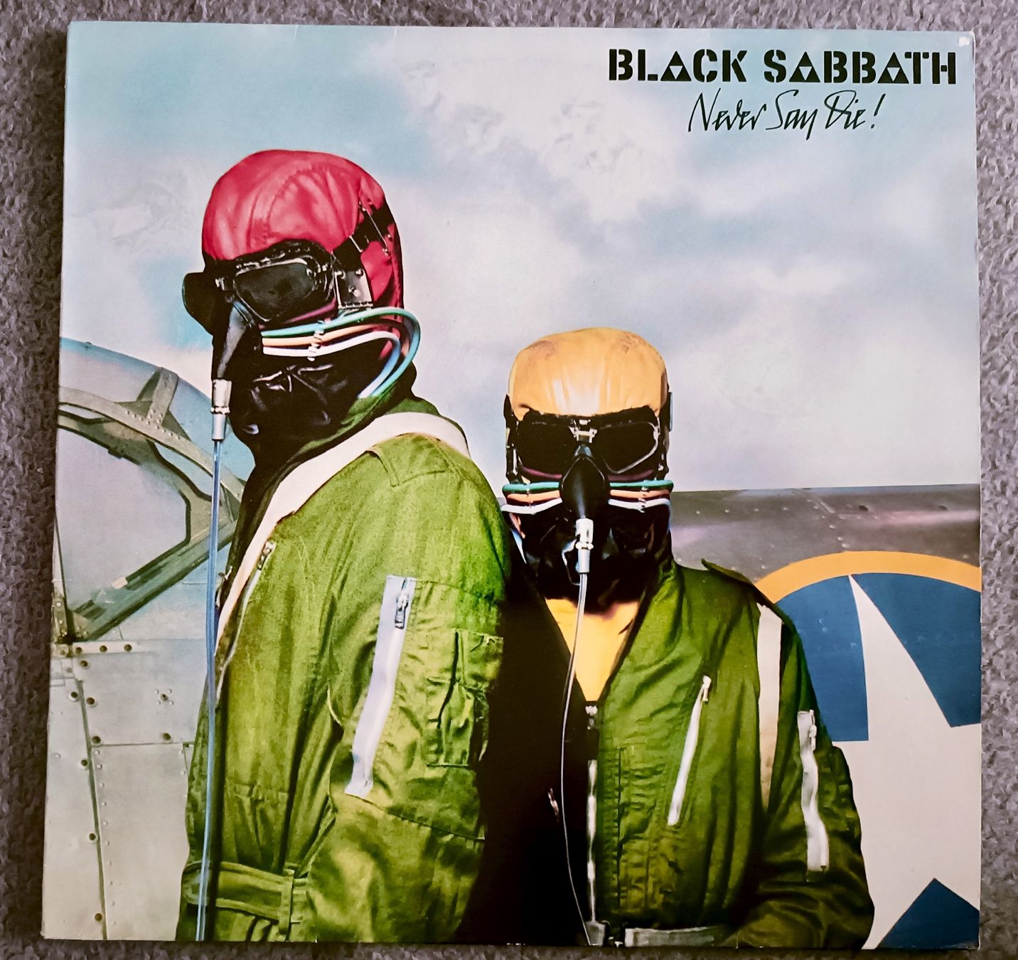 Schallplatten: BLACK SABBATH - Never Day Die LP – Gebraucht aus Luzern von cryptonic79