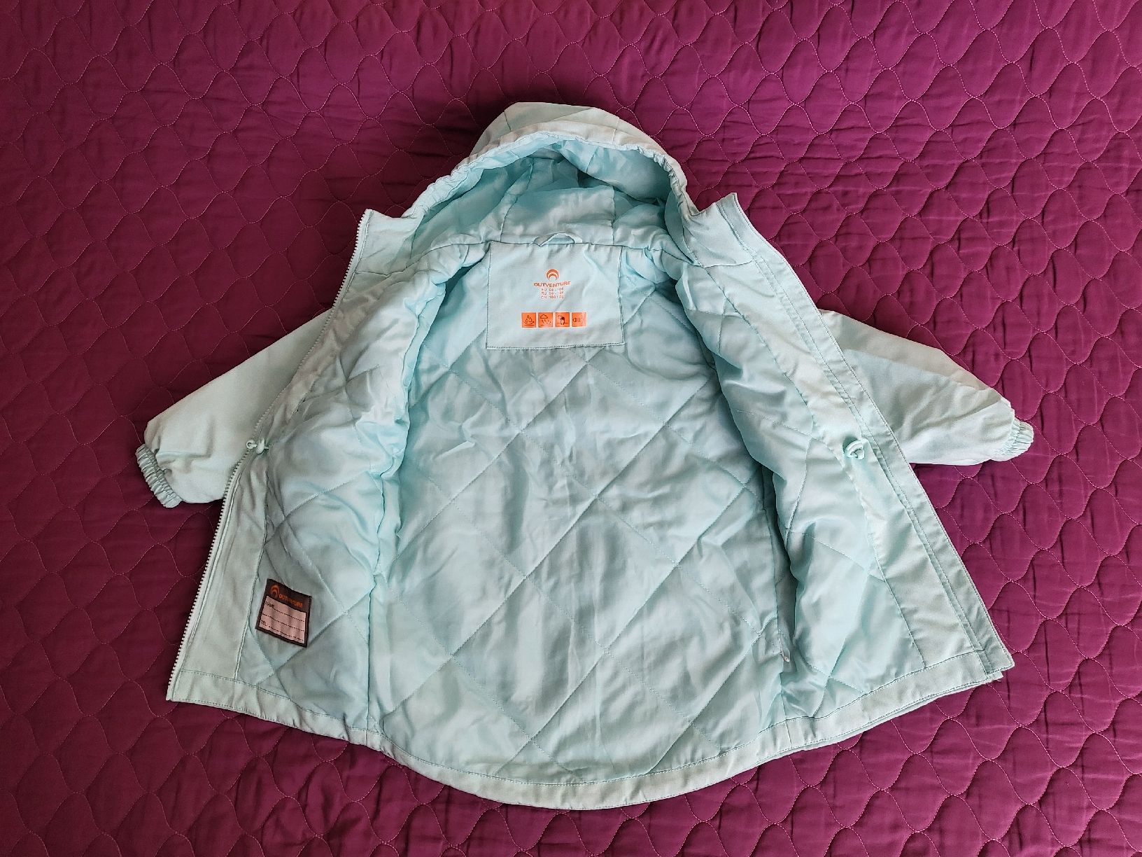 Giacche & Cappotti: Kinder-Winterjacke Gr. 98-104 – Usato da Uetikon am See venduto da dar_75gg 1
