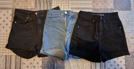 Diverse Frauen Jeans Shorts von Bershka