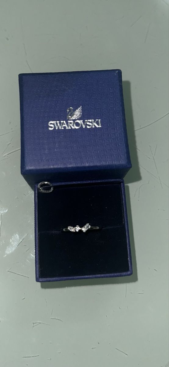 Swarovski Anelli: Swarovski Ring 58 – Usato da Biel/Bienne venduto da jas_p8nt