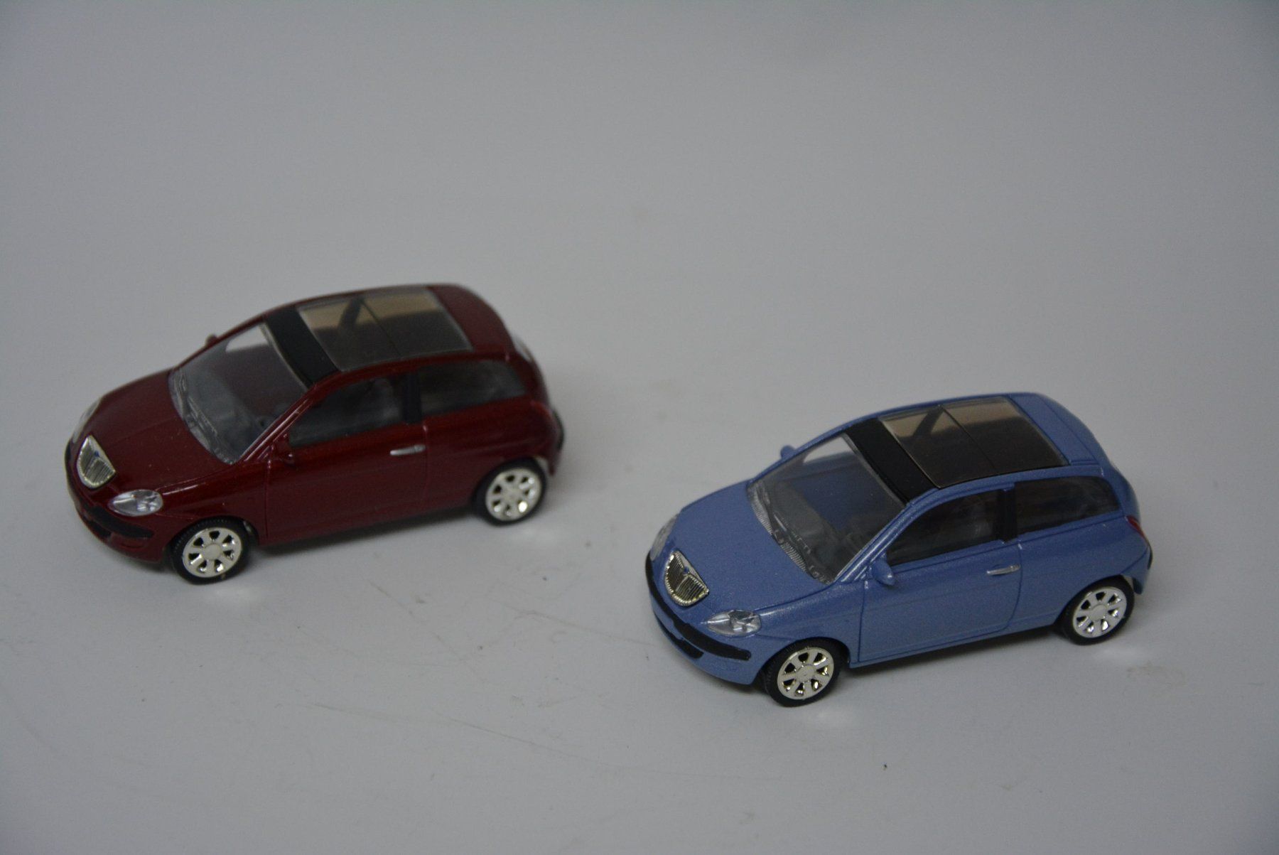 Lancia Modellini d'auto: Lancia Ypsilon 2 Stück , Norev , 1:64 – Nuovo e nell'imballaggio originale da Goldach venduto da Feivel9 1