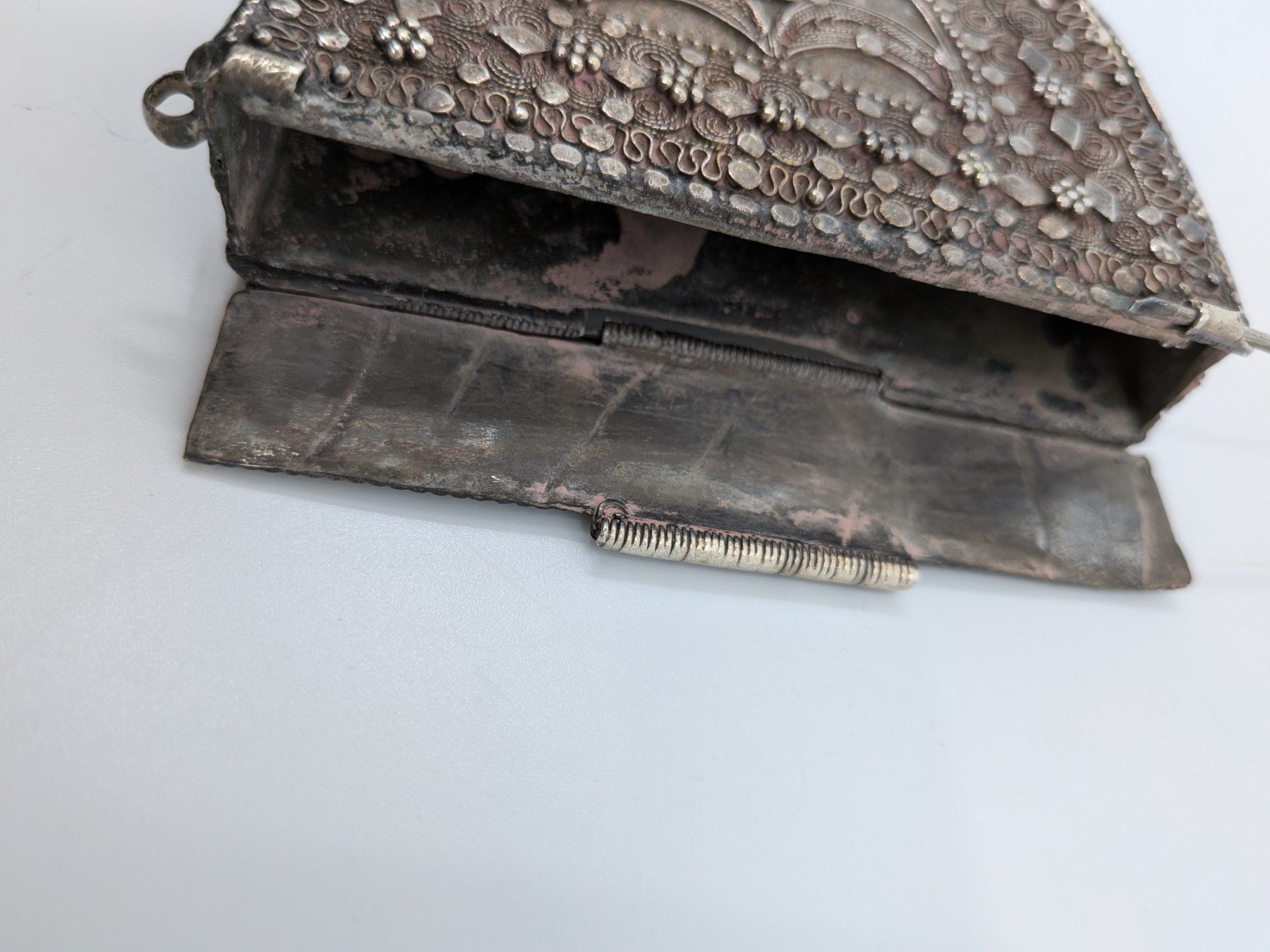 Skulpturen & Statuen: Antike Gürteltasche Silber oder versilbert – Gebraucht aus Emmen von Brockofsky 6