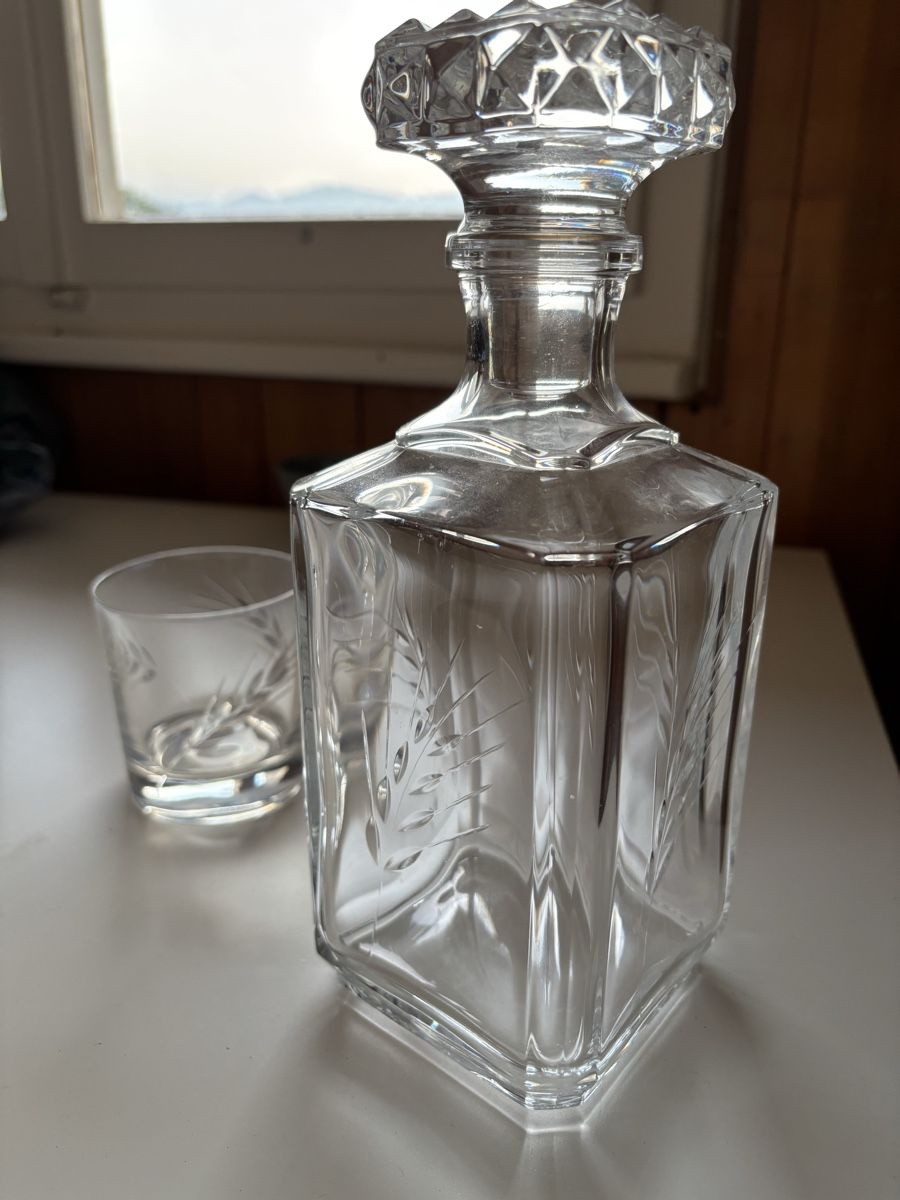 Caraffe: Kristall Karaffe mit 2 Gläser, Vintage! – Usato da Giswil venduto da Petrapfennigwerth