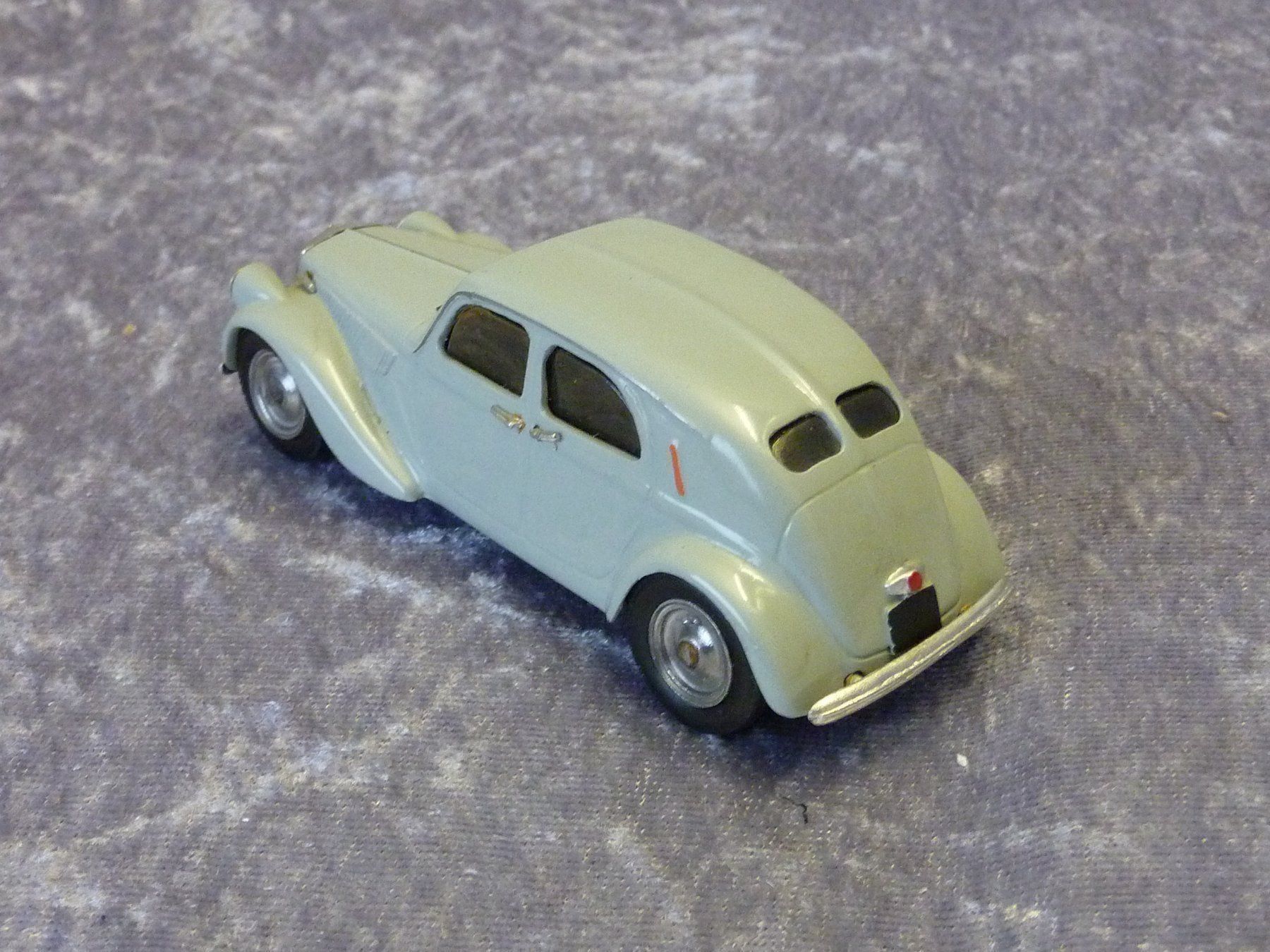 Lancia Modellini d'auto: Lancia Aprilia  1:43 – Nuovo (secondo la descrizione) da Dürrenäsch venduto da modellautos4you 2
