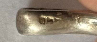 Bracelets: Silber Armband, grüne Steine, ca 17cm lang – D'occasion à Basel par machplatz 1