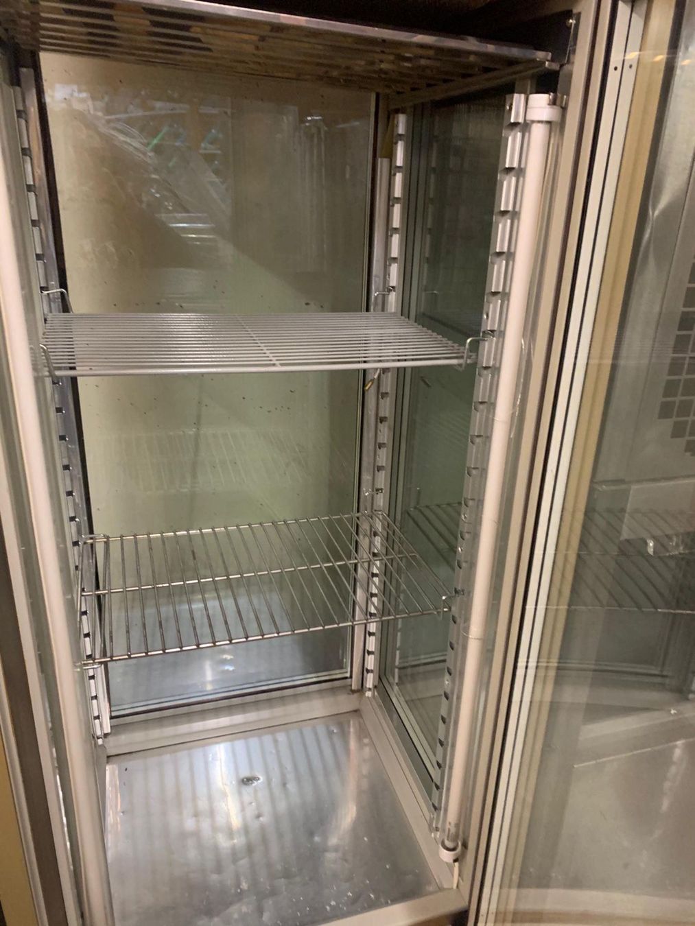 Elettrodomestici da cucina: Kühlvitrine – Usato da Rupperswil venduto da pimi88 3