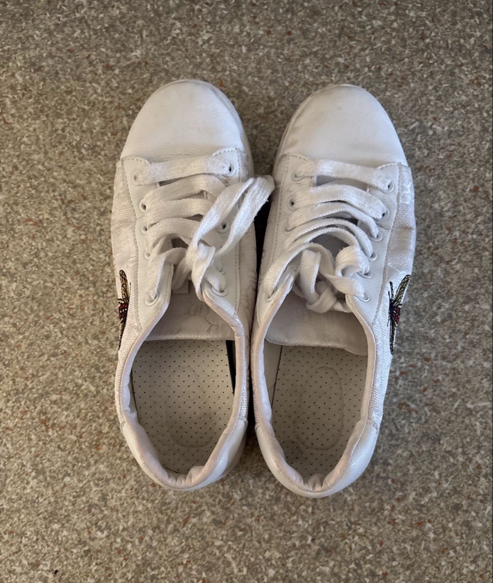 Scarpe da uomo: White bee sneakers – Usato da Ecublens VD venduto da Alan2026 2