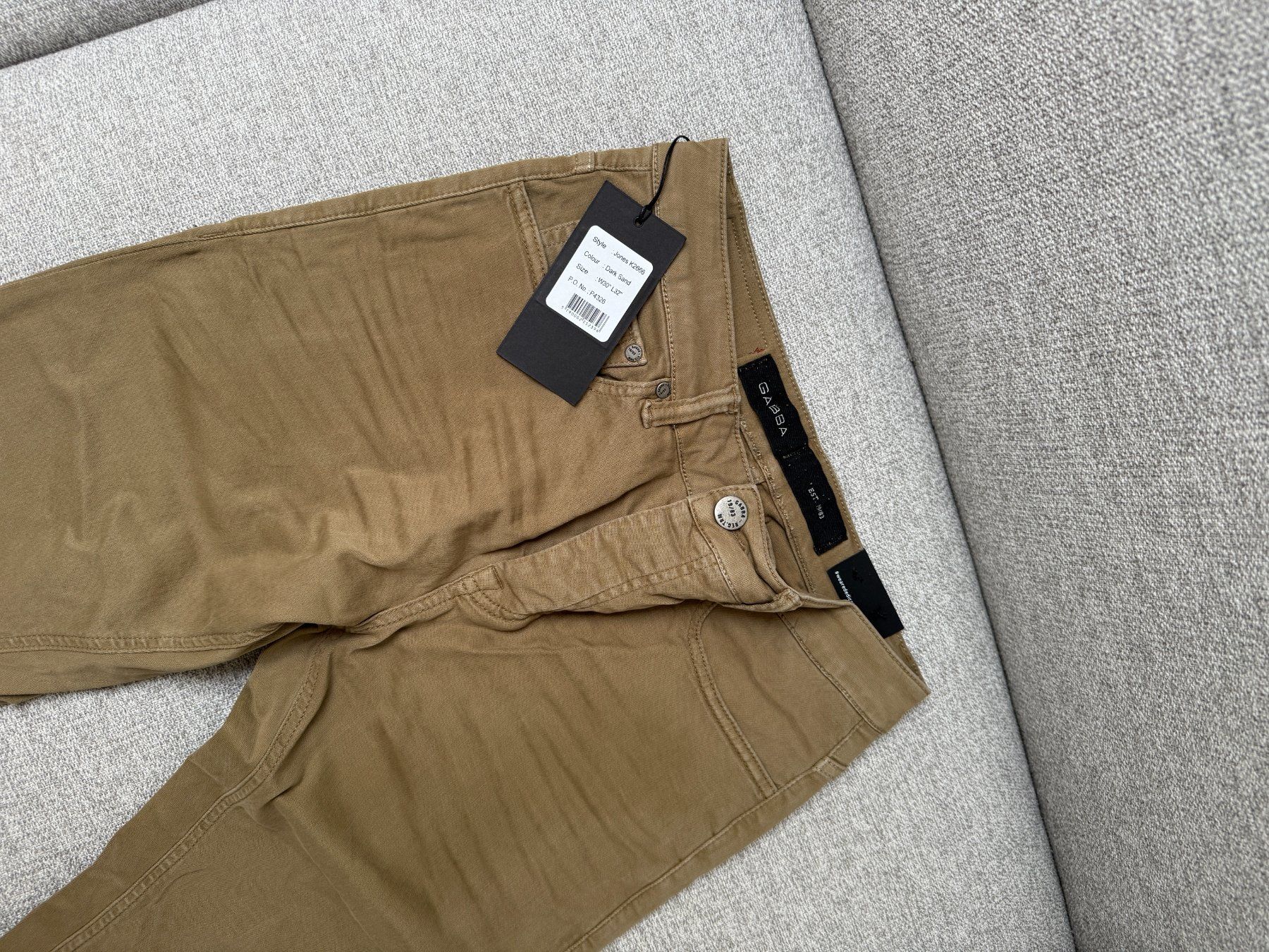 Jeans: NEU GABBA Jeans, Grösse 30/32 – Nuovo e nell'imballaggio originale da Biel-Benken BL venduto da Aplus0 1