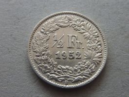 1/2 Fr. 1952  -  vorzüglich  -  ungereinigt  -