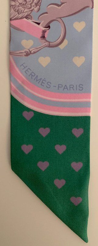 Hermès Foulards, Tücher & Schals: HERMES Twilly "BRIDES DE GALA LOVE", SS 2017 – Neu (gemäss Beschreibung) aus Zürich von Libraco 2