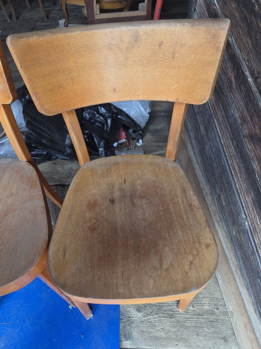 Sedie: 3 anciennes chaises – Usato da Farvagny-le-Grand venduto da CollectibleWatches 3
