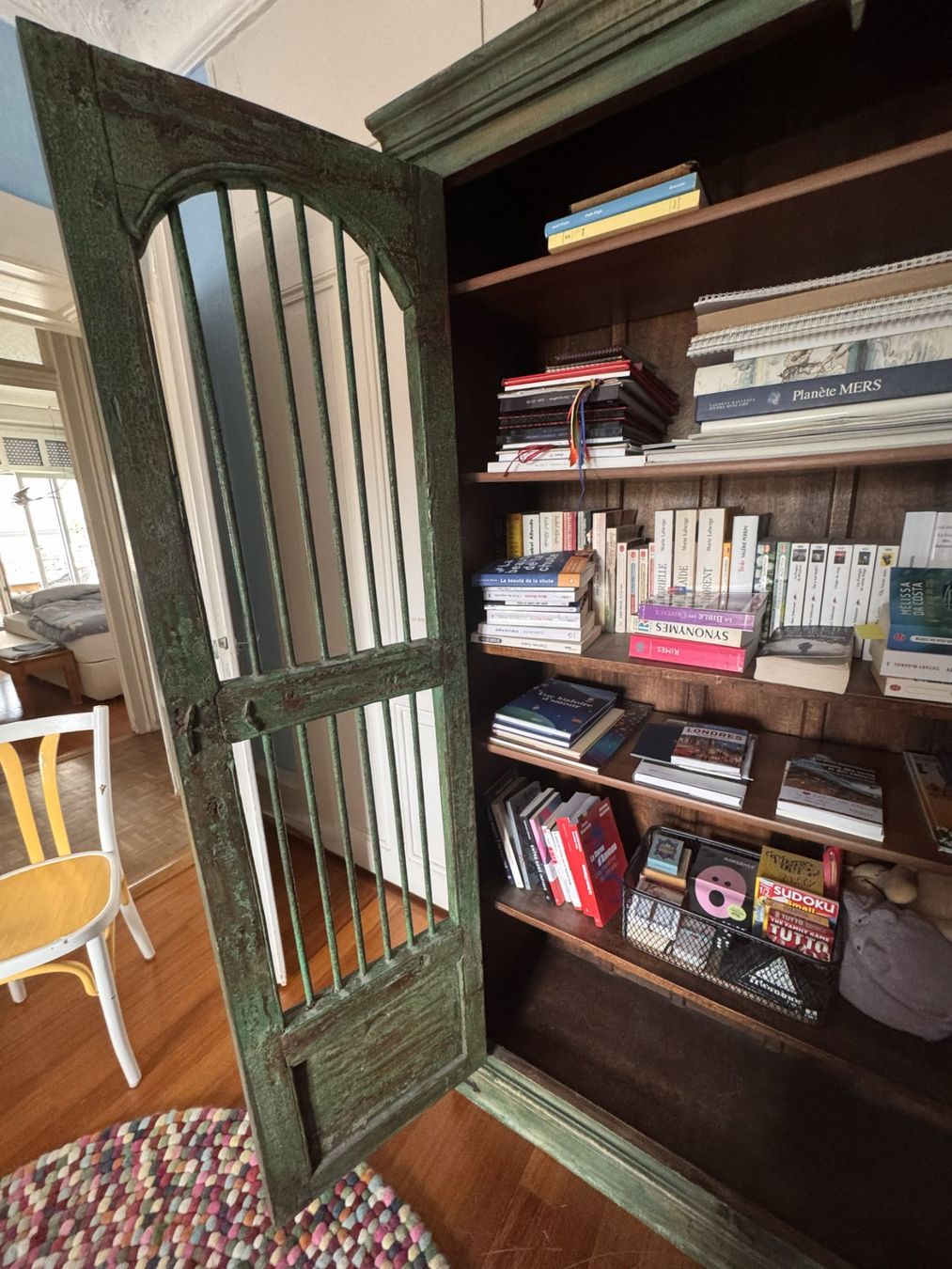 Armoires: Armoire indienne ancienne – D'occasion à Lausanne par sop_h2sn 1