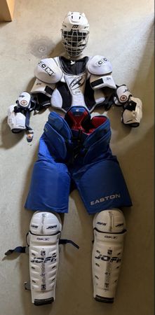 Eishockeyausrüstung