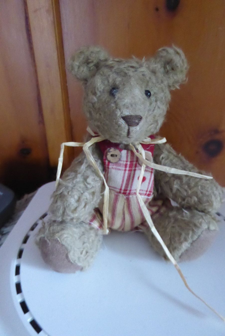 Giocattoli: Antiker Herziger kleiner Teddy Bär – Usato da Sargans venduto da Benziner
