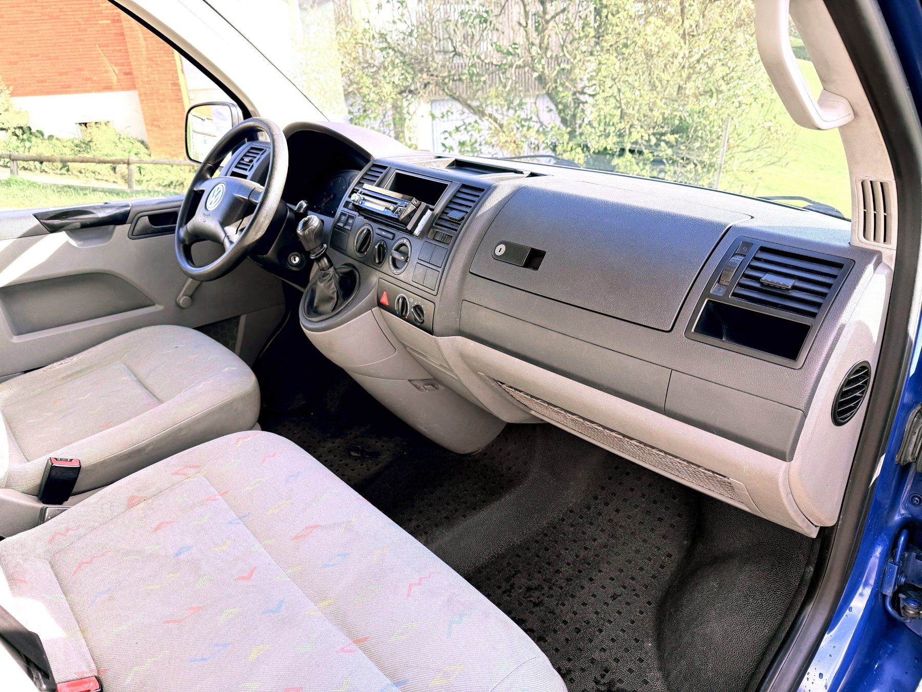 VW Automobili: VW T5 1.9 TDI mit neun Plätzen – Usato da Herisau venduto da huberfensterherisau 6
