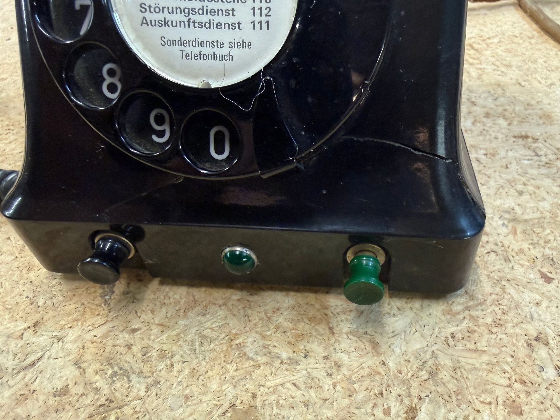 Telefoni: Alte PTT Telefone – Usato da Bern venduto da Ozmo 5