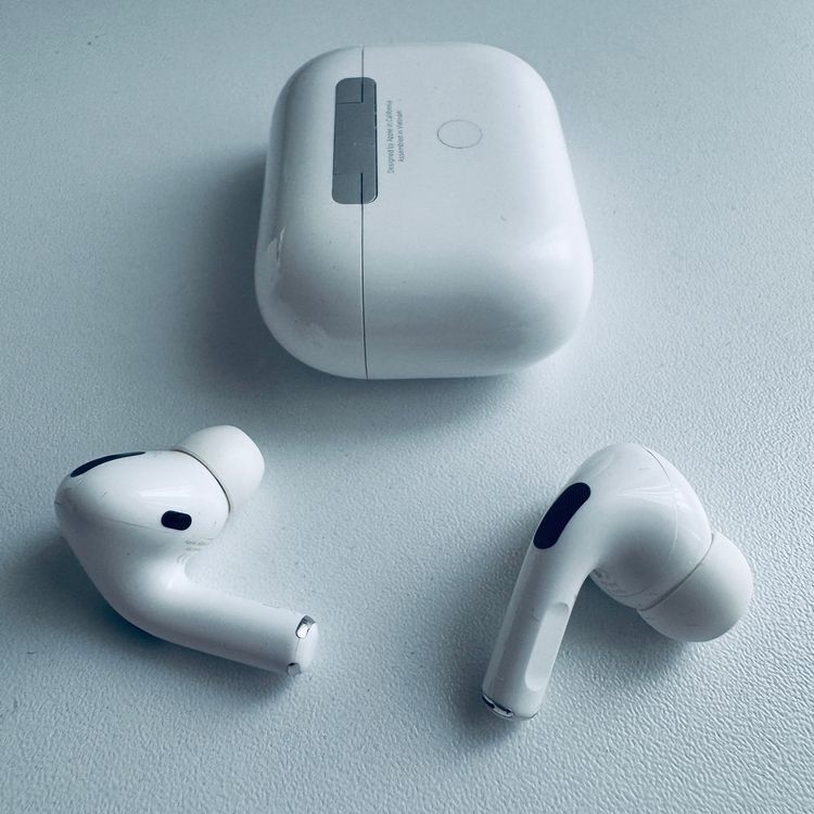 Apple Kopfhörer: Original Apple AirPods Pro 1 Gen. Wireless USB-C Kabel – Gebraucht aus Basel von MY.AIRPODS.SHOP 8