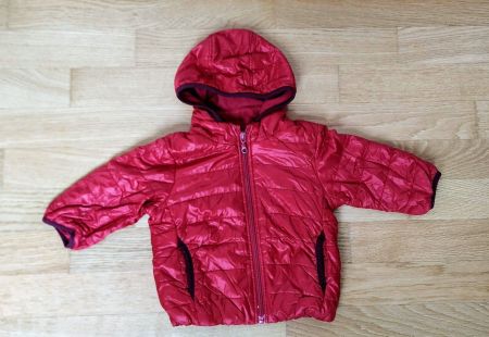 Veste Uniqlo rouge Taille 80 (9-12 mois)