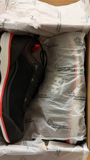 Helly Hansen Herrenschuhe: HellyHansen Sicherheitsschuh Chelsea Evolution 2.0 Low Gr.44 – Neu (gemäss Beschreibung) aus Weiningen ZH von kuedu74 3