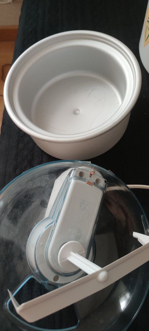 Philips Küchengeräte: Eismaschine Philips HR 2303/1 – Gebraucht aus Meggen von Malecifent 2