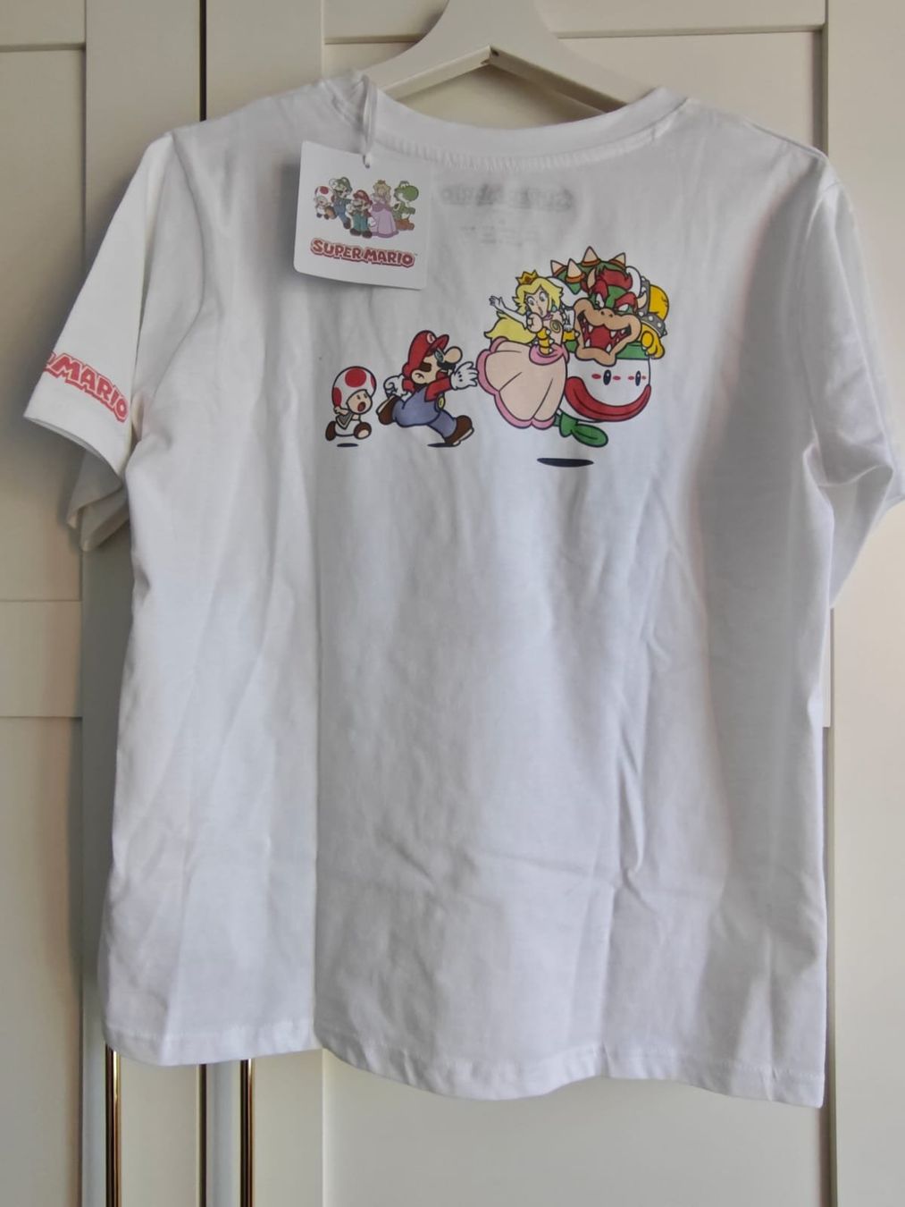 T-shirt: Shirt Mario – Nuovo e nell'imballaggio originale da Biel/Bienne venduto da Sarah-Harmonie 1