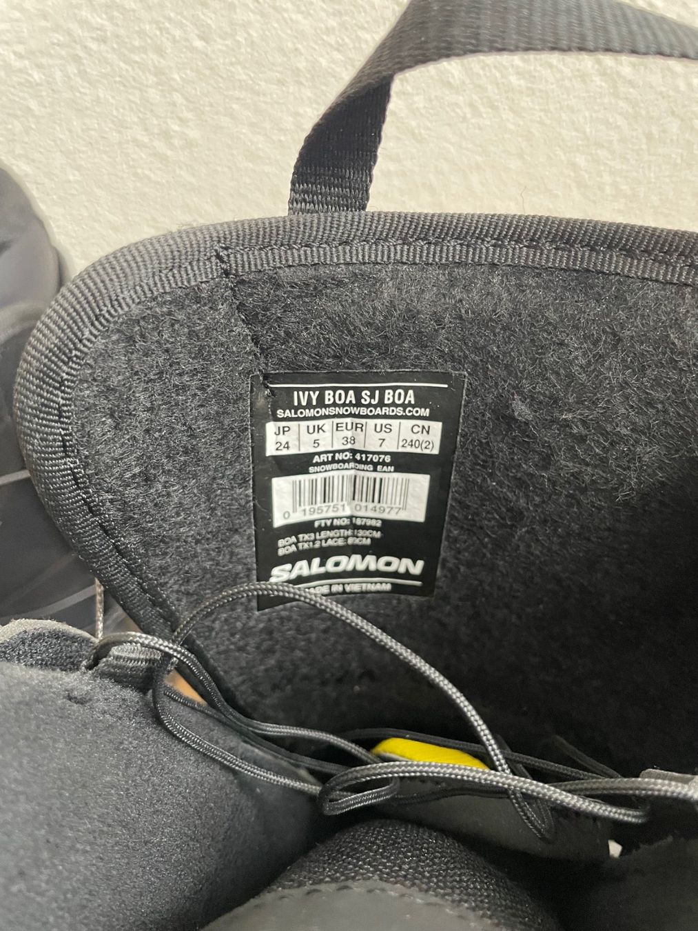 Scarpe da uomo: SALOMON Snowboard Schuhe, passt einer EU36 – Usato da Arth venduto da ivikiwishop 4