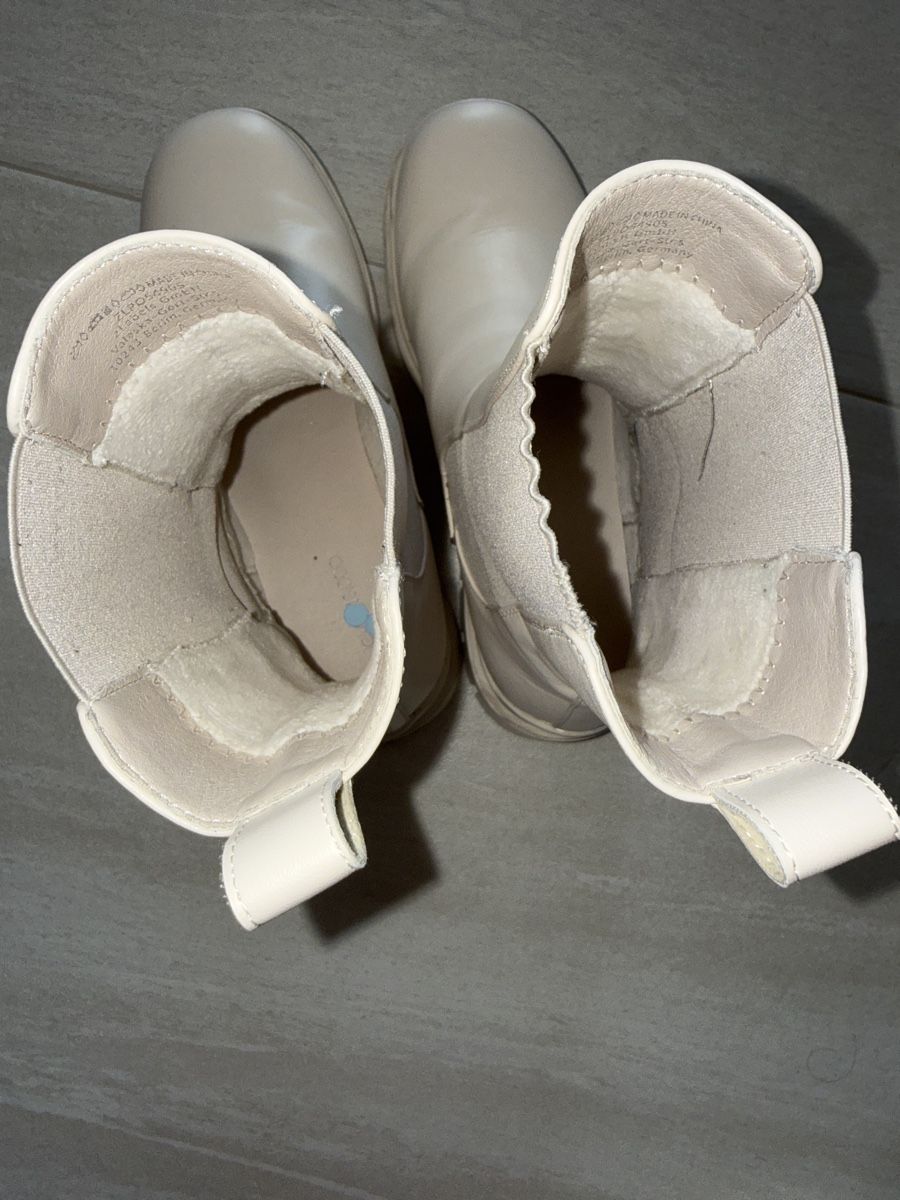 Scarpe da donna: Trendige Winterstiefeletten in Beige, Grösse 40 – Usato da Allschwil venduto da thankslove 3