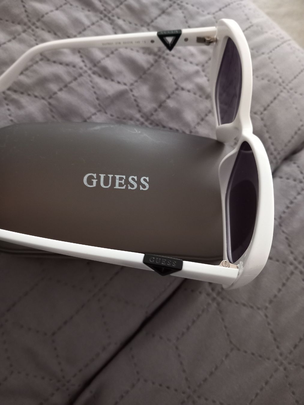 Guess Lunettes & Verres: Sunnglase – Neuf (Voir description) à Buchs AG par tac_zz5h 2