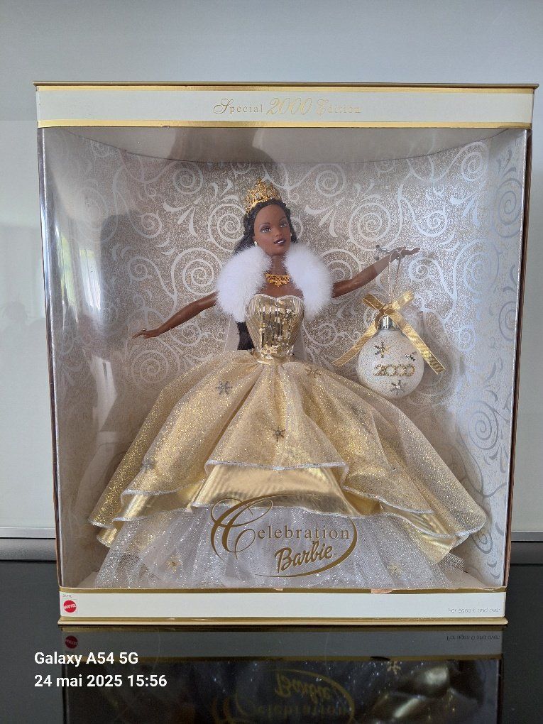 Bambole: Poupée Barbie, spécial édition 2000, selon photos – Nuovo e nell'imballaggio originale da Saxon venduto da flicfloc