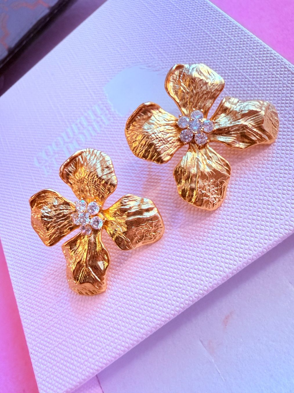Ohrringe & -stecker: Boucles d’oreilles fleur romantique – Neu und originalverpackt aus St-Maurice von Sandrinette123 1