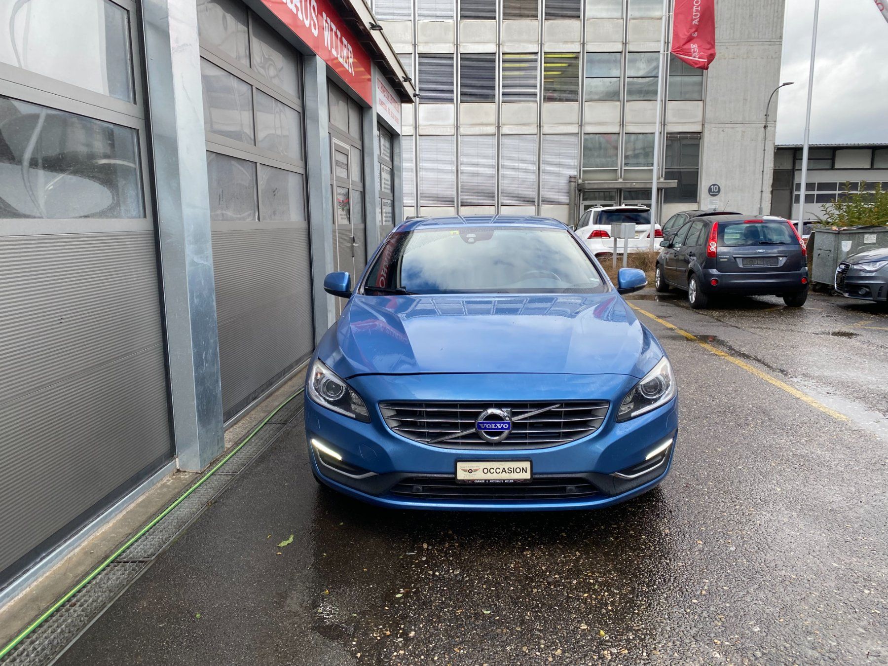 Volvo Automobili: Volvo V60 T6 Summum Geartronic – Usato da Biel/Bienne venduto da AS24 1