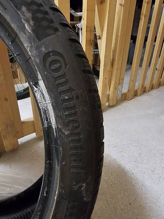 Sonstiges Schreiben & Zeichnen: Gomme invernali 255 40 R21 – Gebraucht aus Locarno von DennKu 1