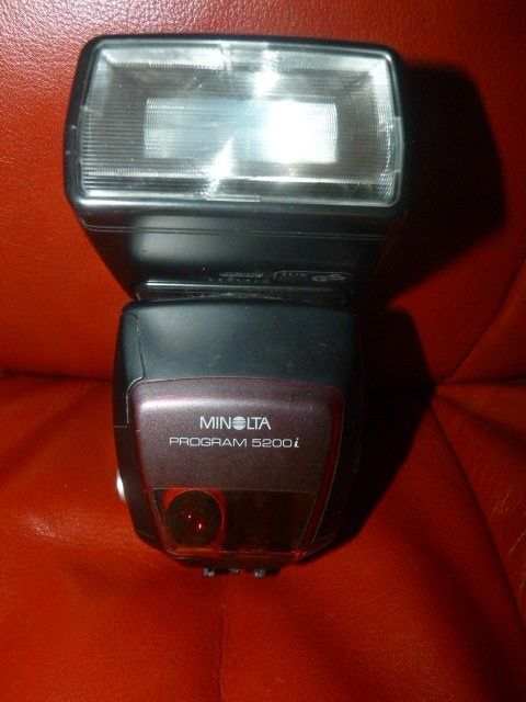 Minolta Flash: MINOLTA Blitz Programm 5200i %% – Usato da Nunningen venduto da Rugeli69